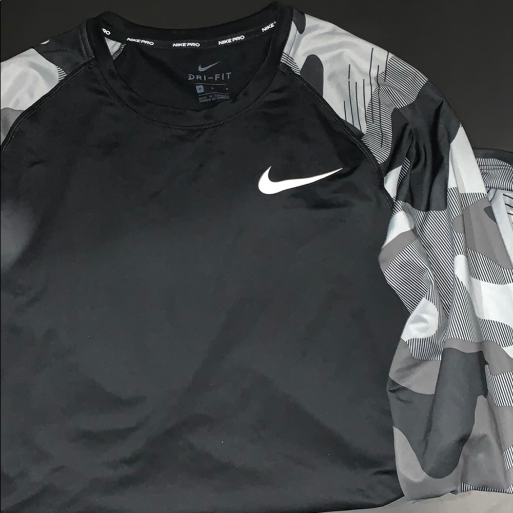 Nike long sleeve tshirt